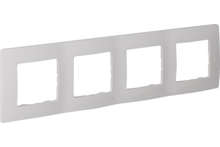 Рамка Legrand Etika 4 поста, цвет белый