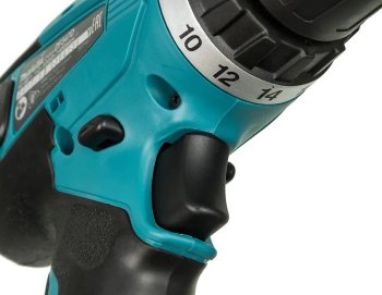 Дрель-шуруповерт аккумуляторная Makita DF347DWE Li-lon 14,4В 2x1,5Ач 23Нм