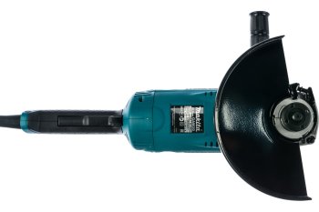 Шлифмашина угловая Makita GA9020 2 200Вт 230мм